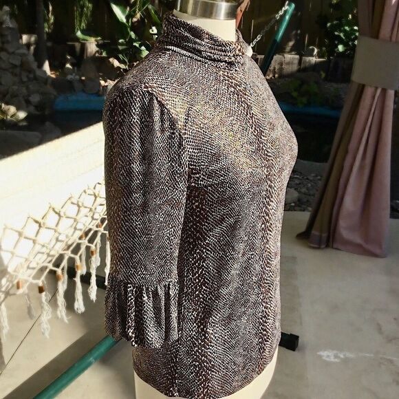 INC INTERNATIONAL CONCEPTS BLOUSE SIZE M ANIMAL PRINT - Picture 1 of 3